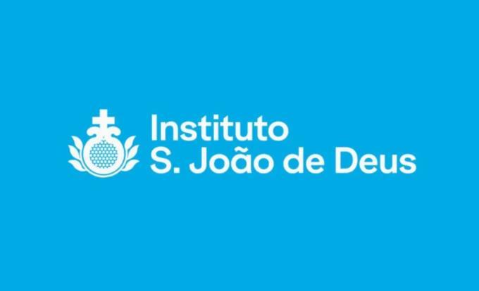 Médico (a)