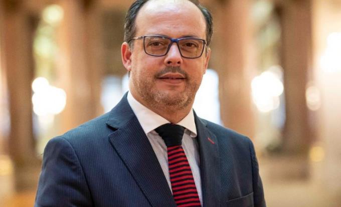 Hugo Oliveira reeleito como líder da distrital do PSD de Leiria